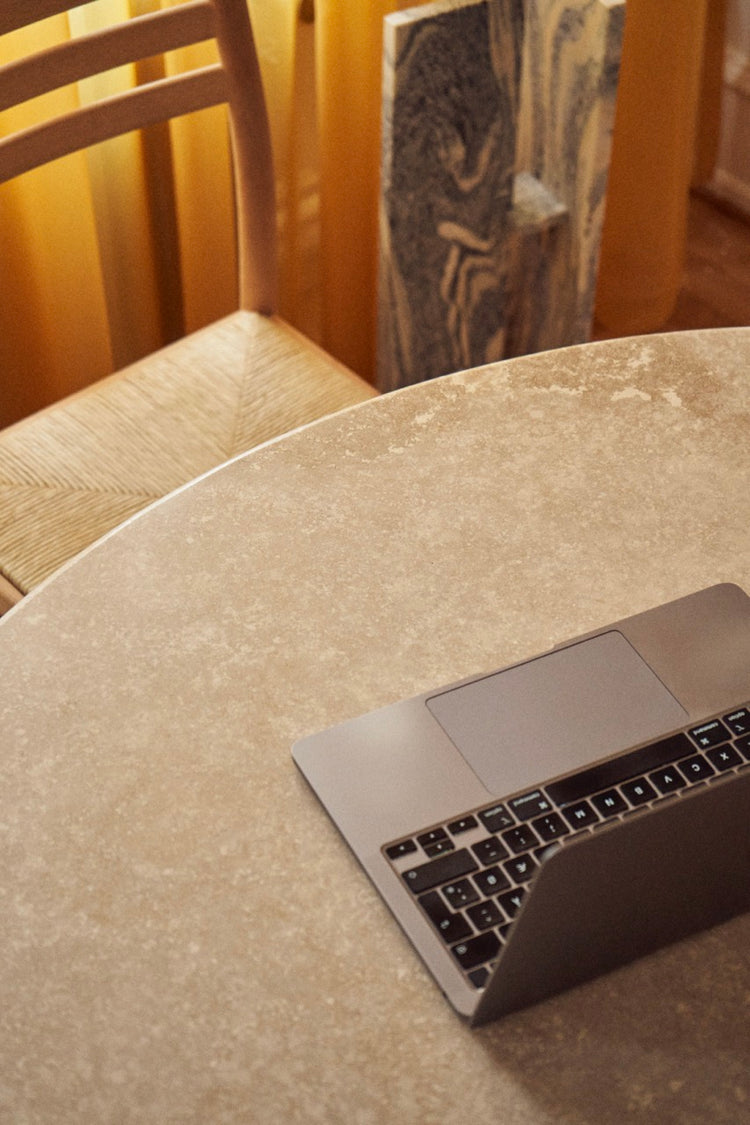 Oval Dinner Table: Travertine
