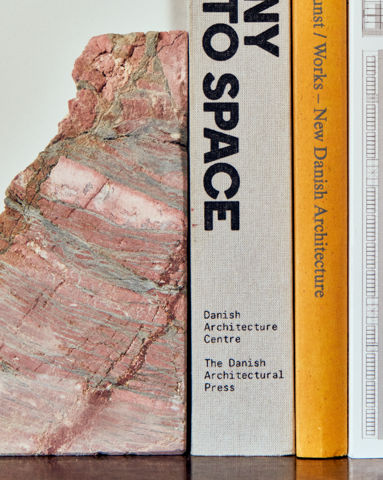 Bookend - Rossi Rubino