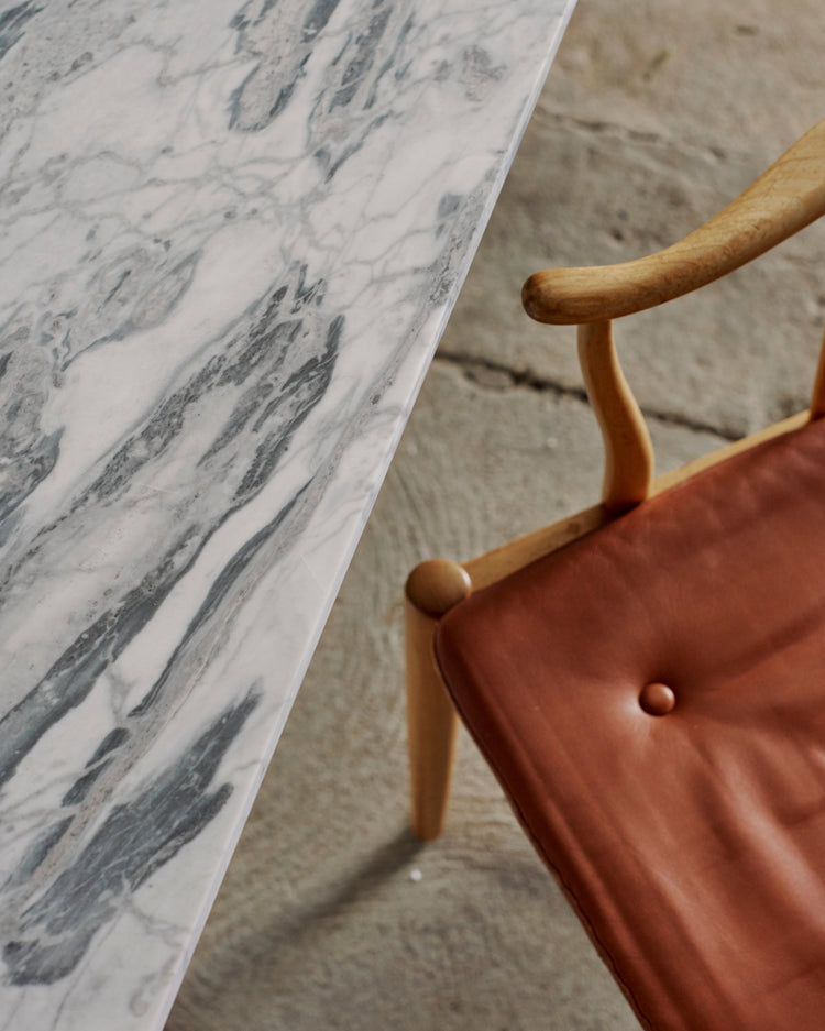 Dinner Table With Rounded Corners: Bardiglio Nuvolato