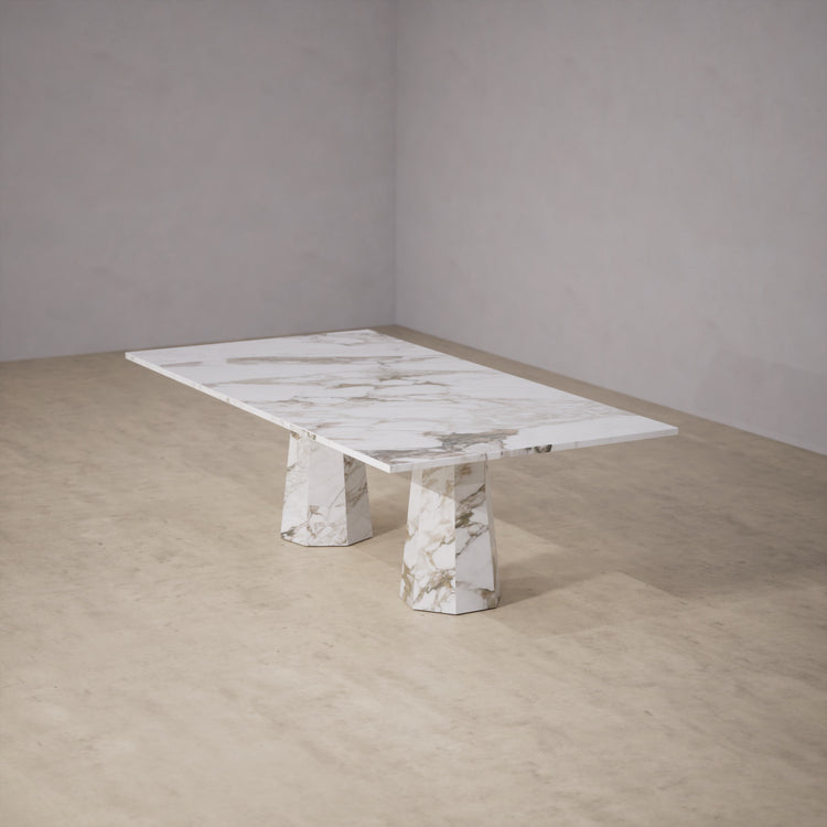 Dinner Table: Calacatta Vagli