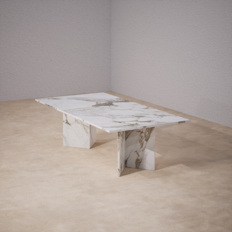 Dinner Table: Calacatta Vagli