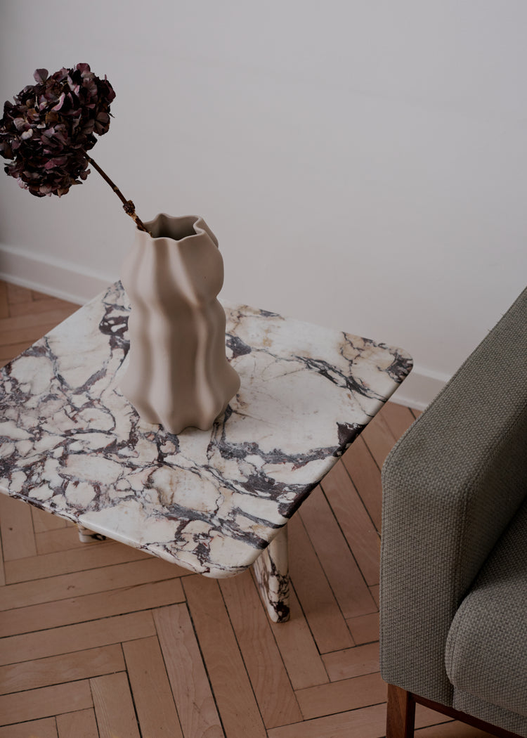 Side/Sofa Table: Calacatta Viola
