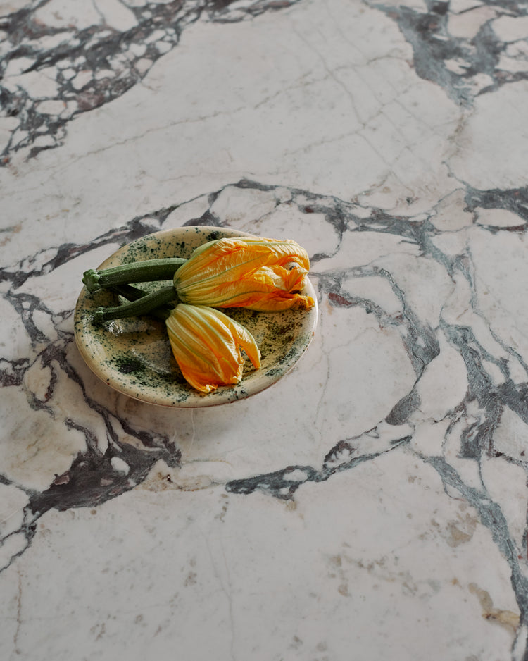 Dinner Table With Rounded Corners: Calacatta Viola