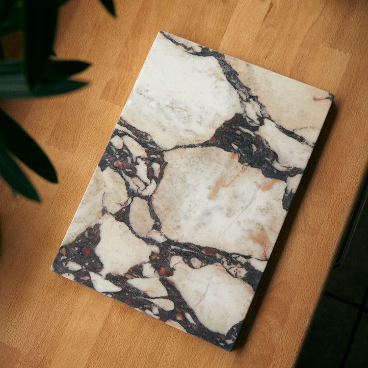 Marble Board: Calacatta Viola