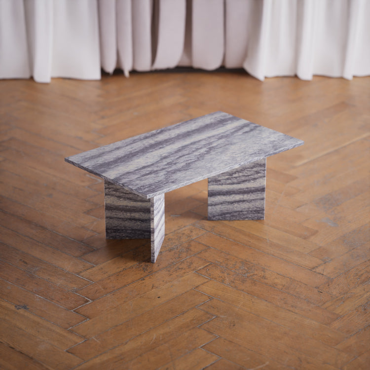 Side/Sofa Table: Cipollino